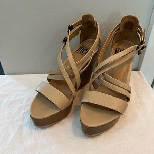 Fortress of Inca Julia Wedges